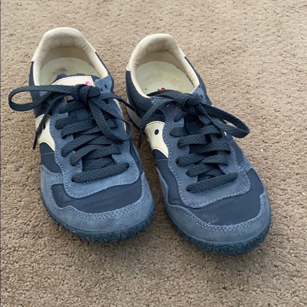 Saucony Walking Shoes